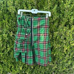 Tripp NYC green kilt